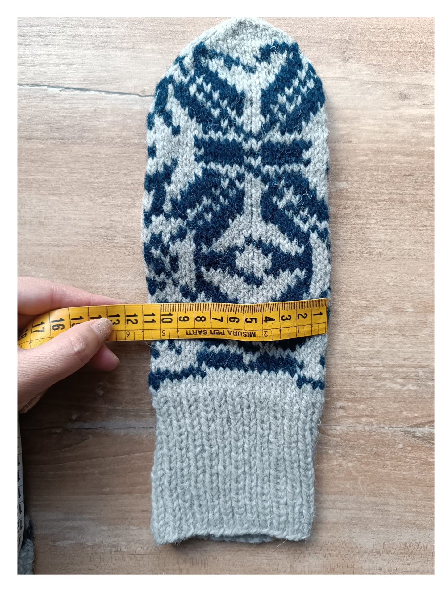 Lithuanian hand knitted mittens blue & gray リトアニア手織り ミトン