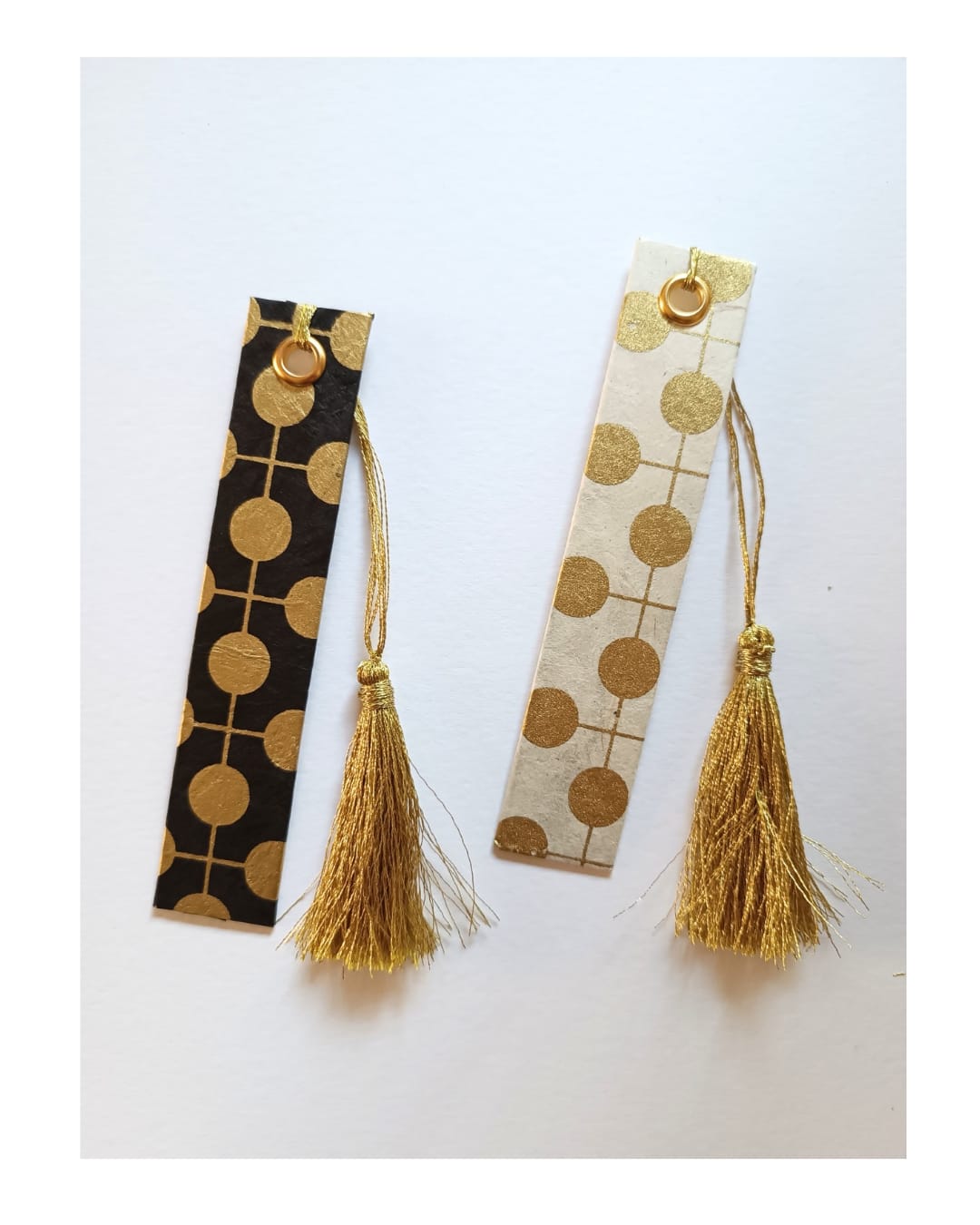 SET OF 2 HANDMADE BOOKMARK