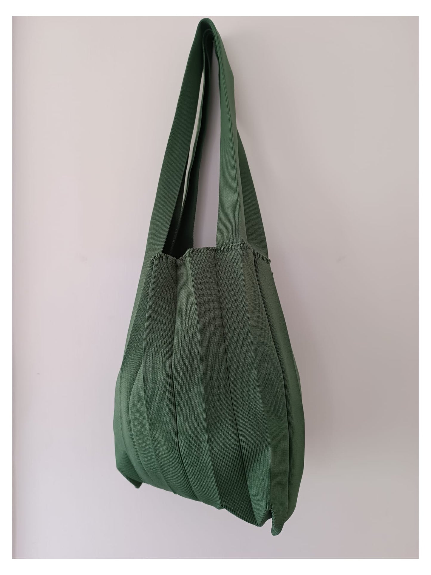 NEW COLOR! OOBI BAG MEDIA WASABI